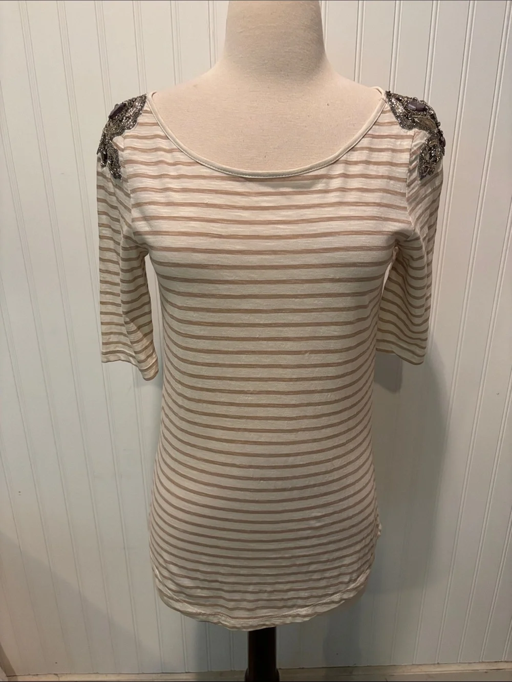 J Crew Deletta Cotton Embellished Shoulder Striped Tee in Cream and Taupe Sz XS